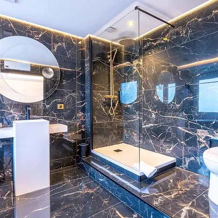 La Sublime - Vue - Balnéo *